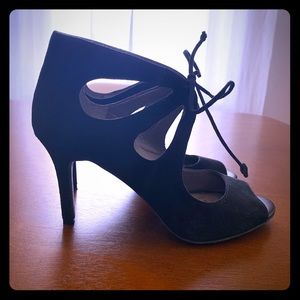 Audrey Brooke Black Cutout Heels - Size 9